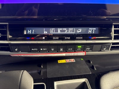 2026 Toyota Sienna Woodland Edition 7 Passenger