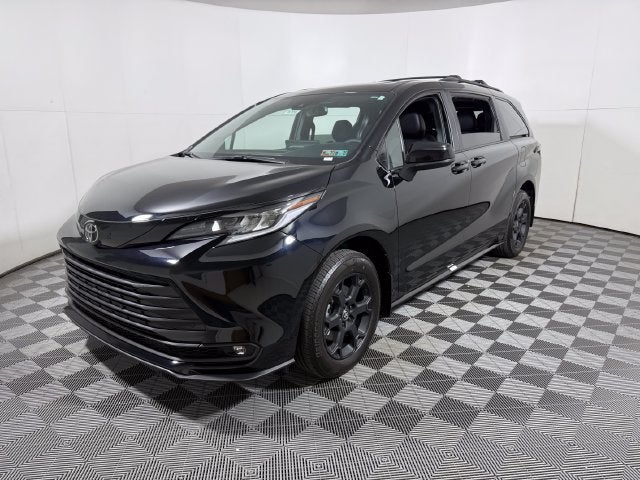 2026 Toyota Sienna Woodland Edition 7 Passenger
