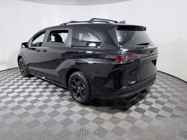 2026 Toyota Sienna Woodland Edition 7 Passenger