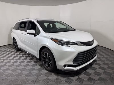 2026 Toyota Sienna Platinum 7 Passenger