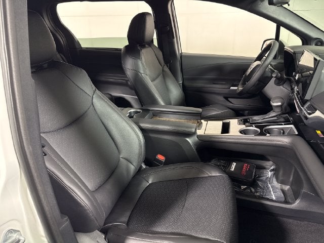 2026 Toyota Sienna Platinum 7 Passenger