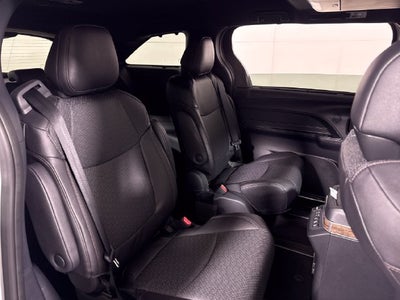 2026 Toyota Sienna Platinum 7 Passenger