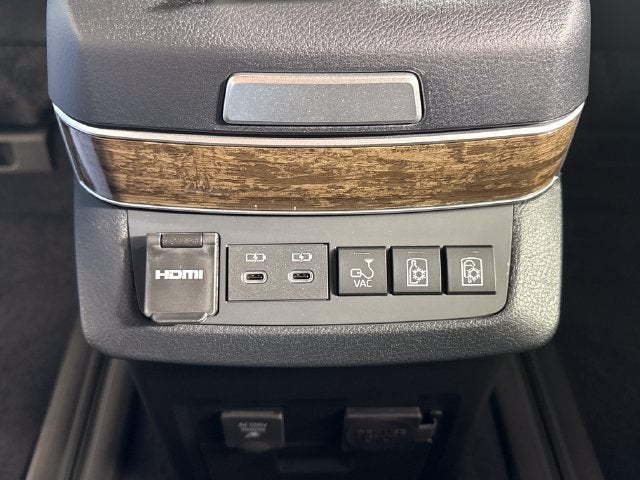 2026 Toyota Sienna Platinum 7 Passenger