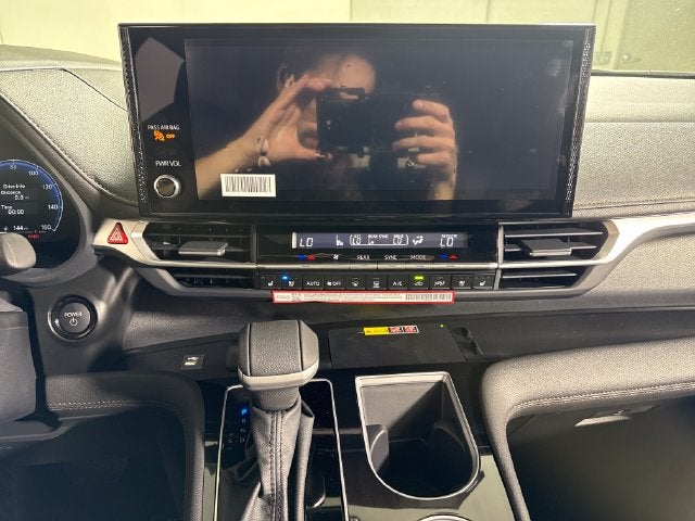 2026 Toyota Sienna Platinum 7 Passenger