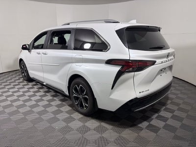 2026 Toyota Sienna Platinum 7 Passenger