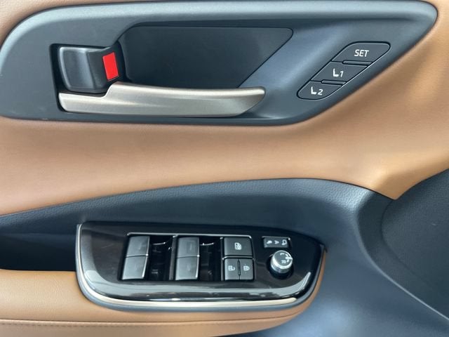 2026 Toyota Crown Signia Limited