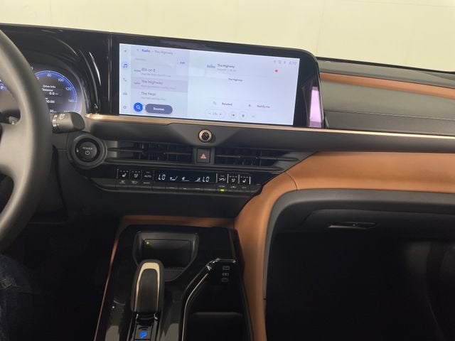 2026 Toyota Crown Signia Limited