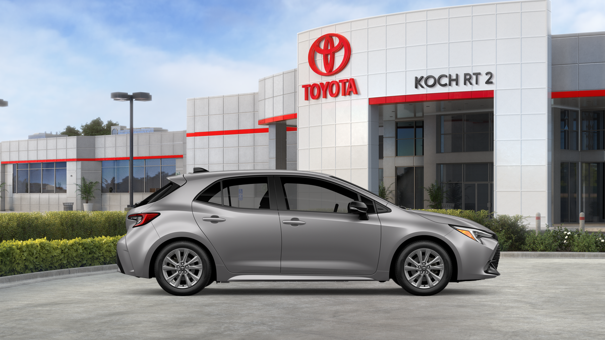 2027 Toyota Corolla Hatchback SE