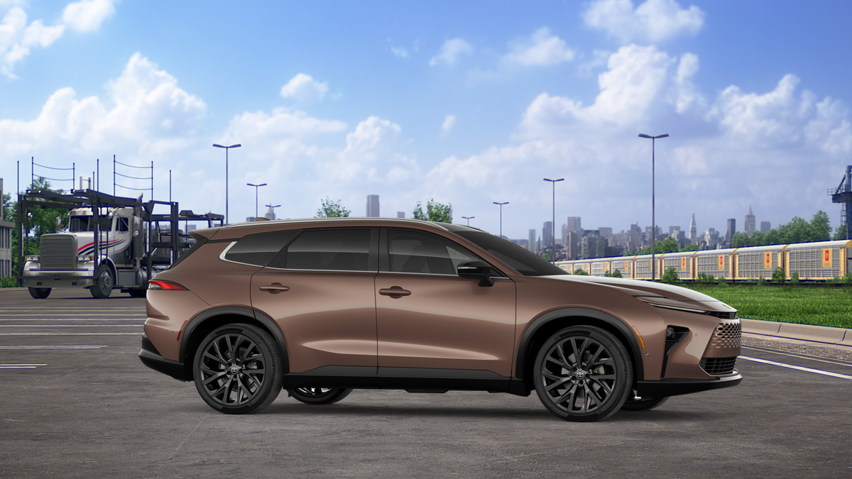 2026 Toyota Toyota Crown Signia Limited