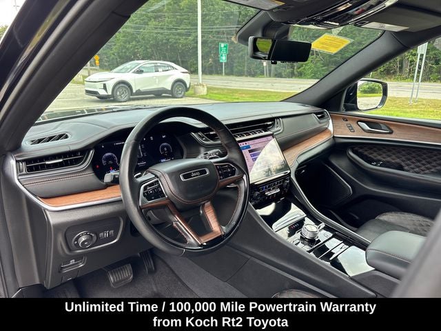 2023 Jeep Grand Cherokee Summit