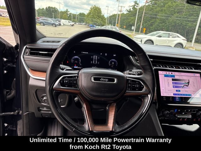 2023 Jeep Grand Cherokee Summit