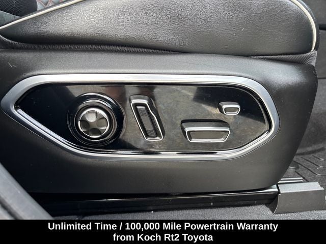 2023 Jeep Grand Cherokee Summit
