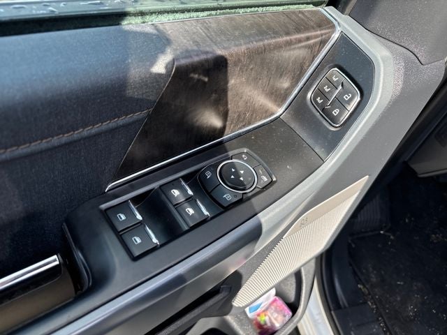 2023 Ford F-150 Lightning Lariat