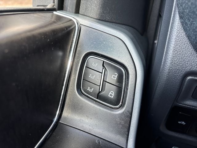 2023 Ford F-150 Lightning Lariat