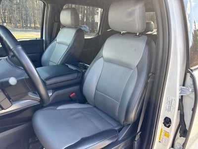 2023 Ford F-150 Lightning Lariat