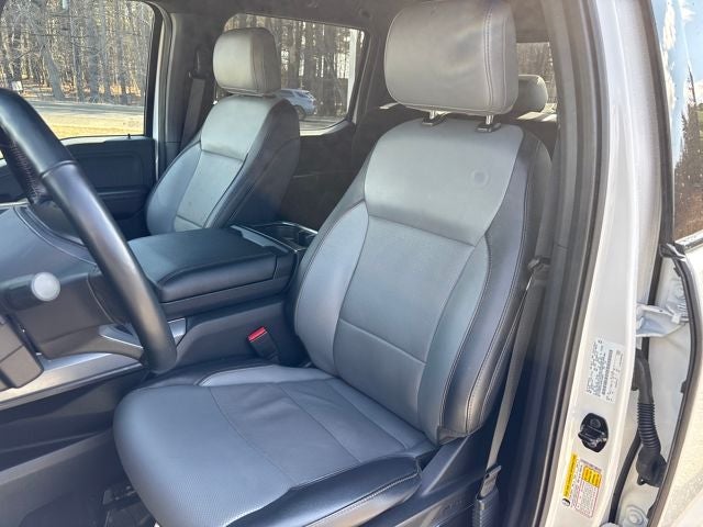 2023 Ford F-150 Lightning Lariat