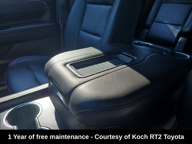 2023 Chevrolet Suburban LT
