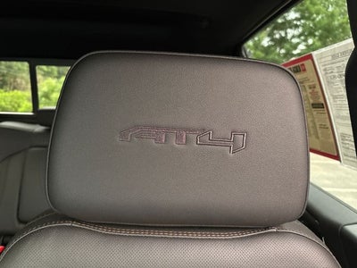 2025 GMC Sierra 2500HD AT4