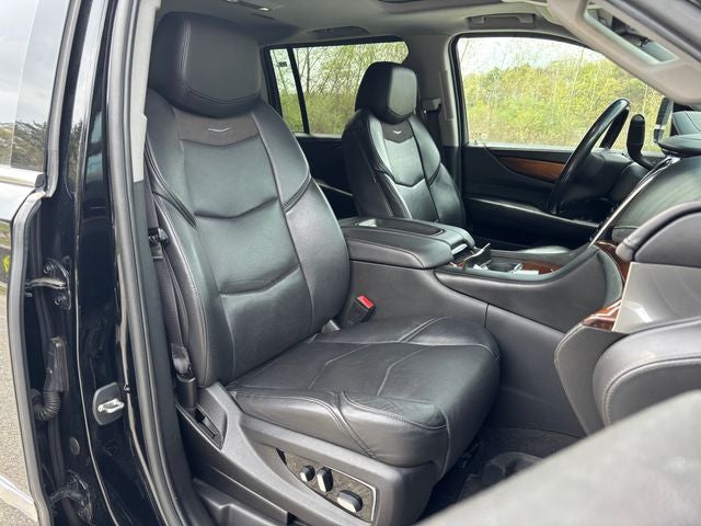 2019 Cadillac Escalade ESV Luxury