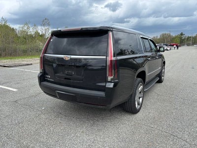 2019 Cadillac Escalade ESV Luxury