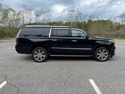 2019 Cadillac Escalade ESV Luxury