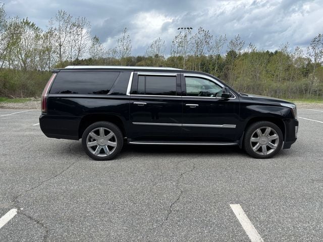 2019 Cadillac Escalade ESV Luxury