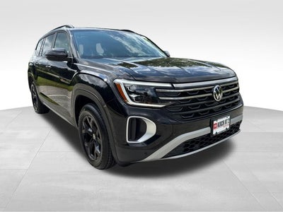 2024 Volkswagen Atlas 2.0T Peak Edition SE w/Technology