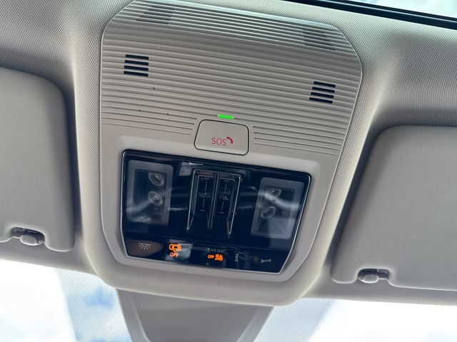 2024 Volkswagen Atlas 2.0T Peak Edition SE w/Technology