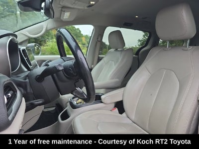 2021 Chrysler Pacifica Touring L