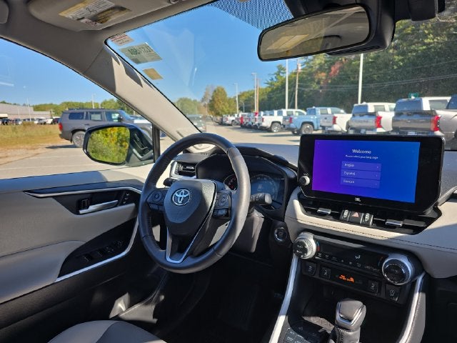 2025 Toyota RAV4 XLE Premium