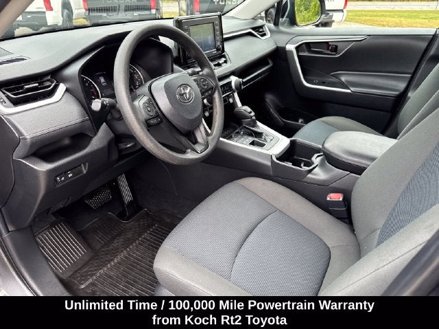 2022 Toyota RAV4 LE