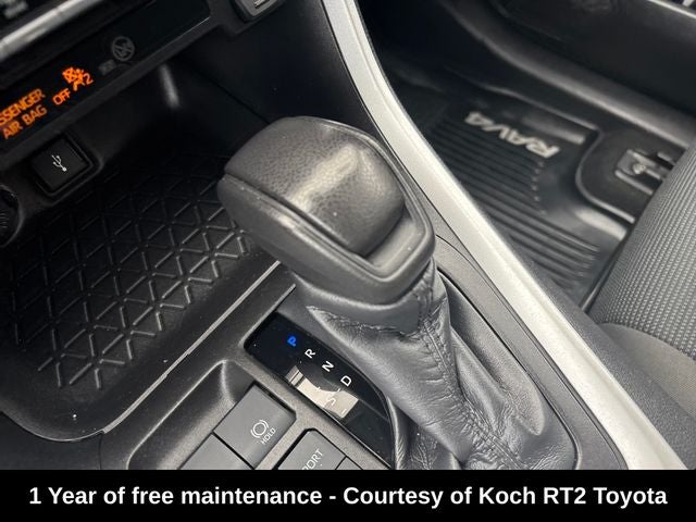 2022 Toyota RAV4 LE