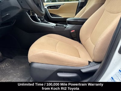 2020 Toyota RAV4 LE
