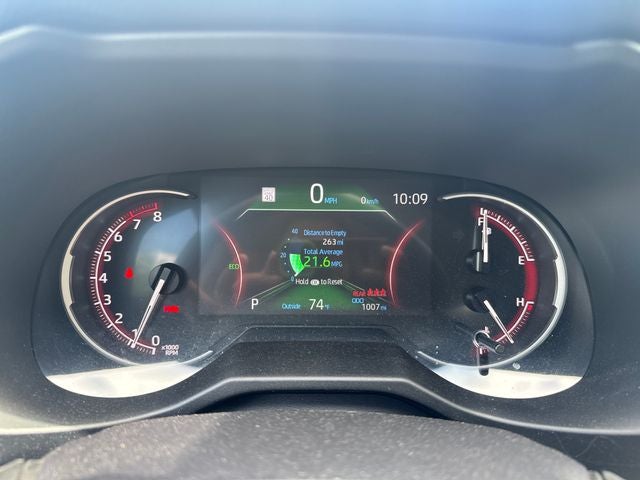 2025 Toyota RAV4 LE