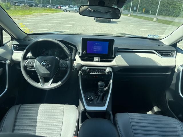 2024 Toyota RAV4 Hybrid XLE