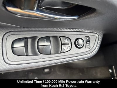 2023 Nissan Versa 1.6 SV