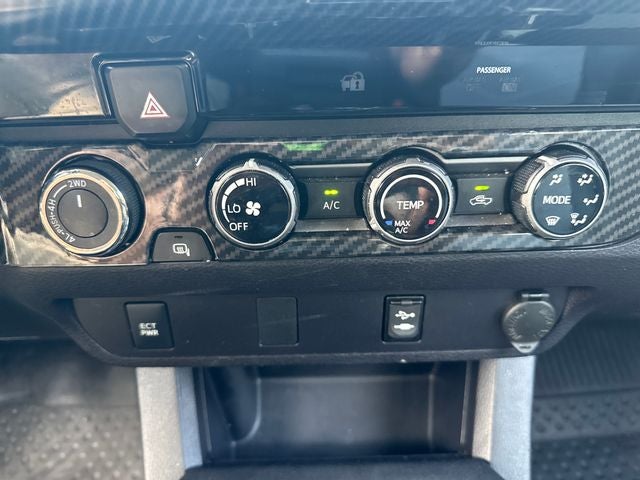 2017 Toyota Tacoma SR5 V6