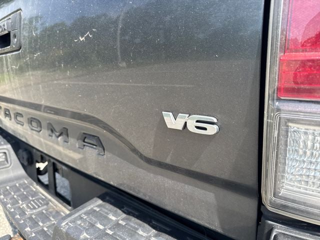 2022 Toyota Tacoma TRD Off-Road V6