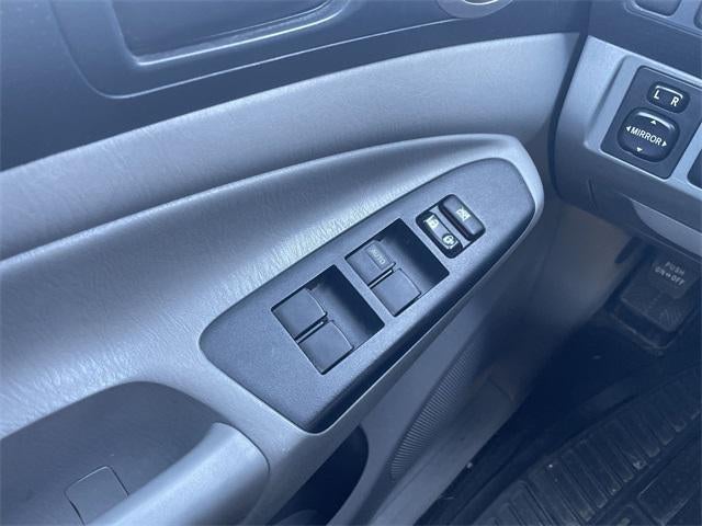 2015 Toyota Tacoma Base V6