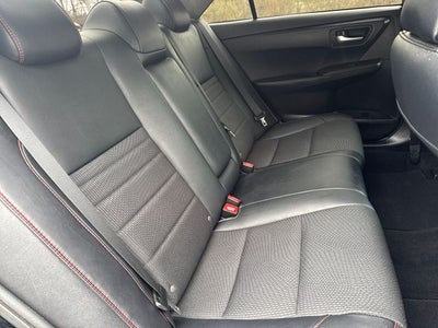 2017 Toyota Camry SE