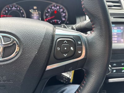 2017 Toyota Camry SE