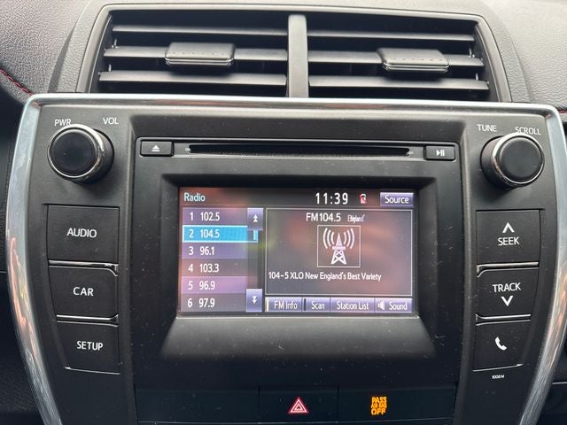 2017 Toyota Camry SE