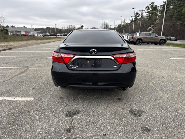 2017 Toyota Camry SE