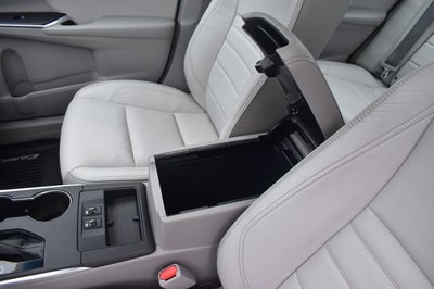 2016 Toyota Camry XLE