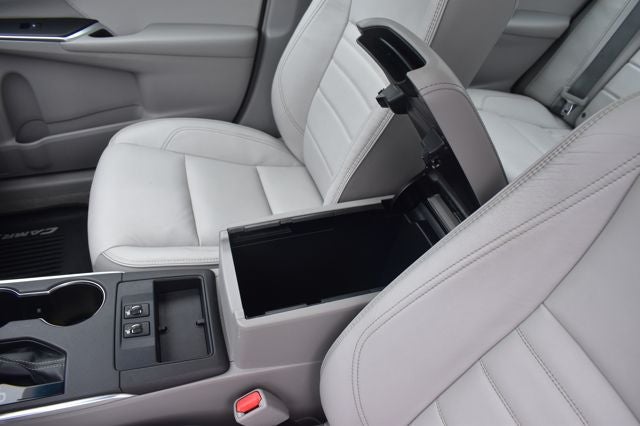 2016 Toyota Camry XLE