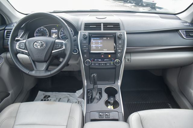 2016 Toyota Camry XLE
