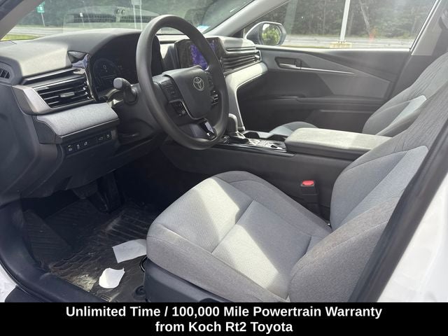 2025 Toyota Camry LE