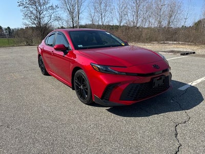 2025 Toyota Camry SE