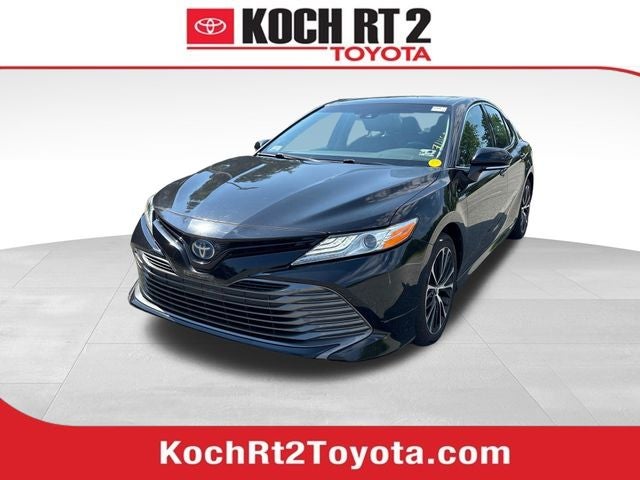 2020 Toyota Camry Hybrid XLE
