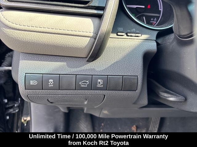 2020 Toyota Camry Hybrid XLE